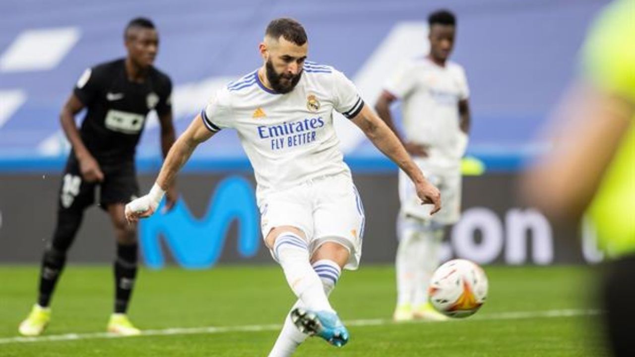 Roban en casa de Benzema mientras disputaba el partido ante el Elche en el Bernabéu