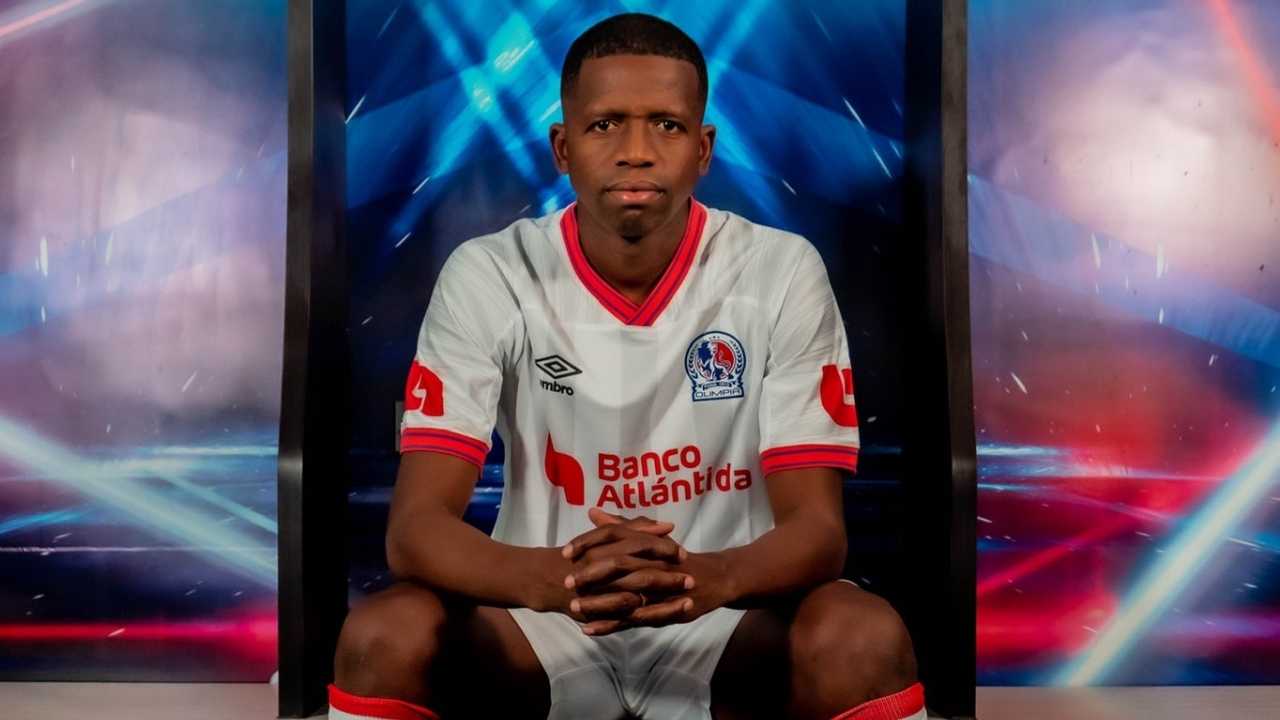 Boniek García y su promesa a la afición del Olimpia tras su regreso