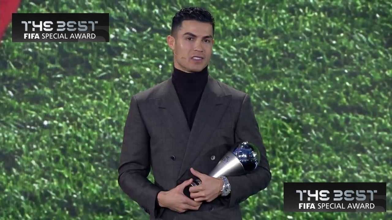 Premios The Best: Cristiano Ronaldo recibe premio especial por parte de la FIFA