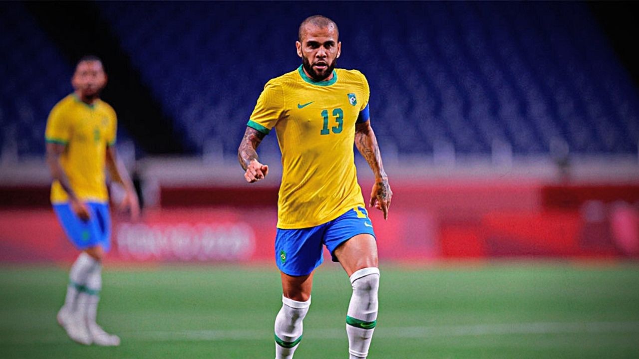 Dani Alves sorprende en Brasil tras ser convocado para las eliminatorias a sus 38 años