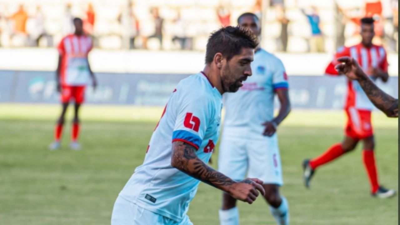 Olimpia anuncia salida del último fichaje de Pedro Troglio