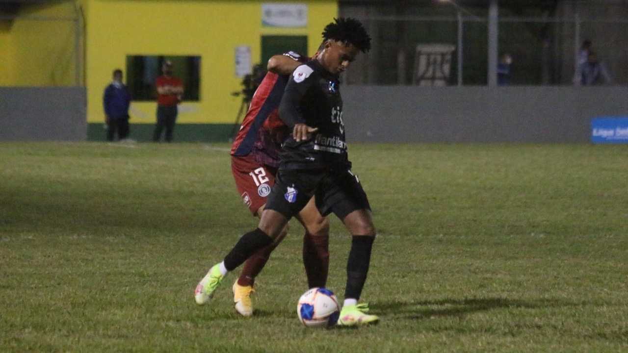 ¡Agónico triunfo! Honduras Progreso vence al Motagua en la Jornada 1