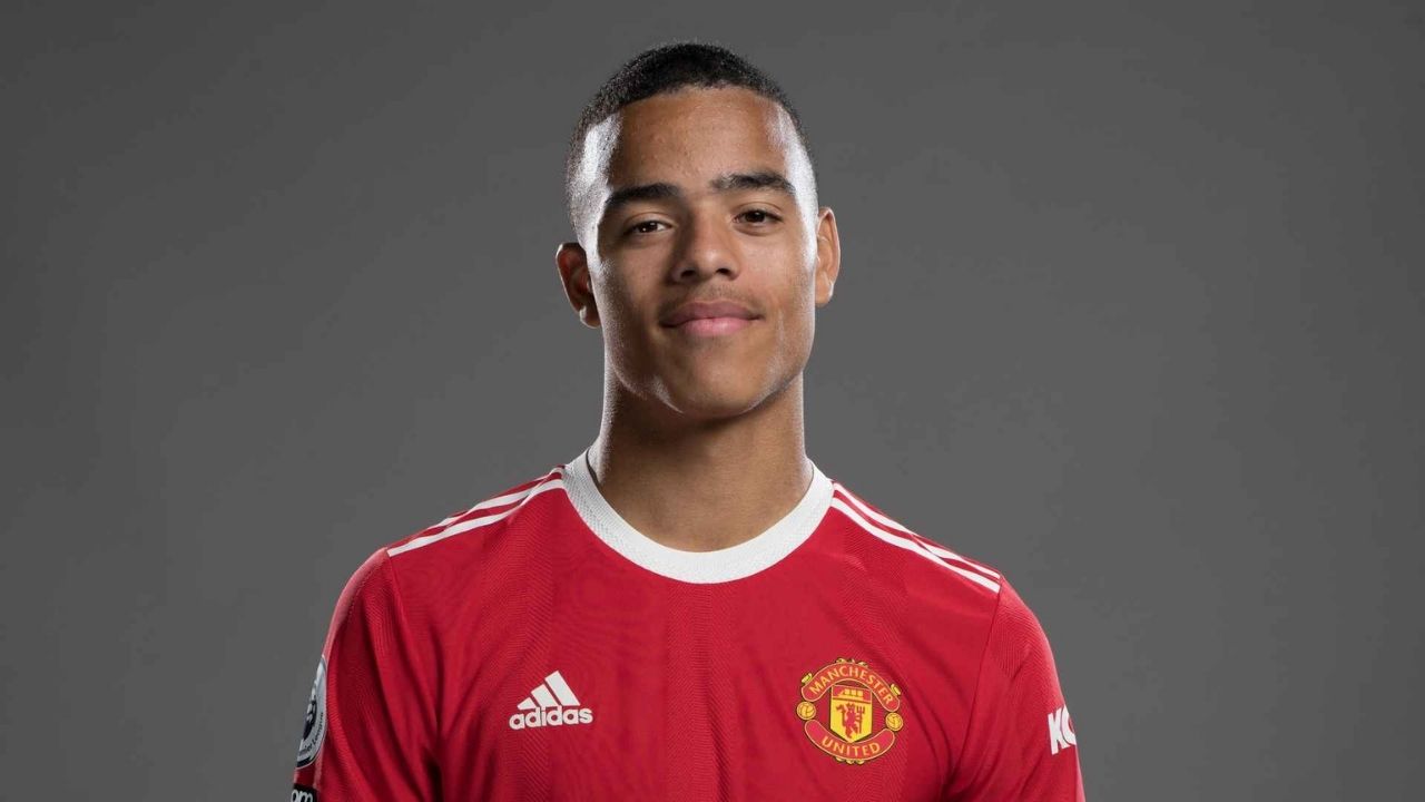 Jugador del Manchester United es detenido como sospechoso de violación, según la BBC
