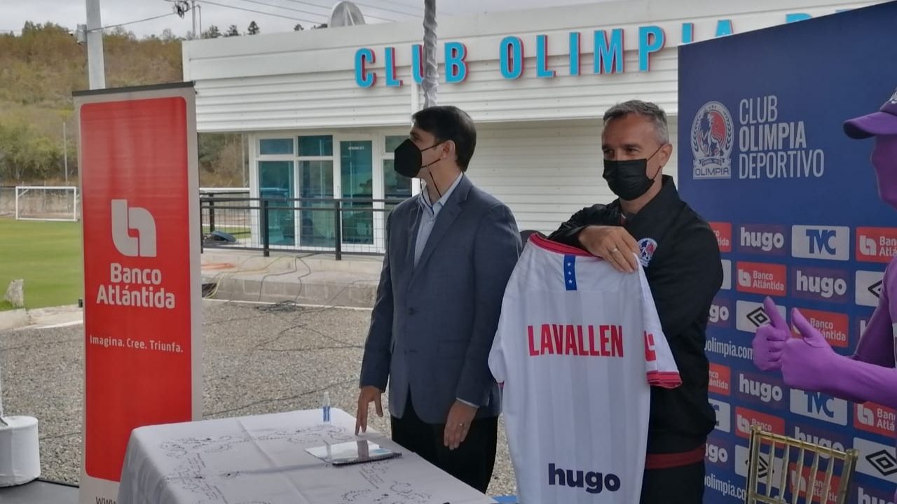 Pablo Lavallén en su presentación oficial: 'Feliz de llegar al más grande de Centroamérica'
