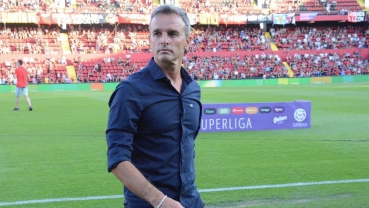Pablo Lavallén no podrá dirigir al Olimpia en la primera jornada ante la Real Sociedad