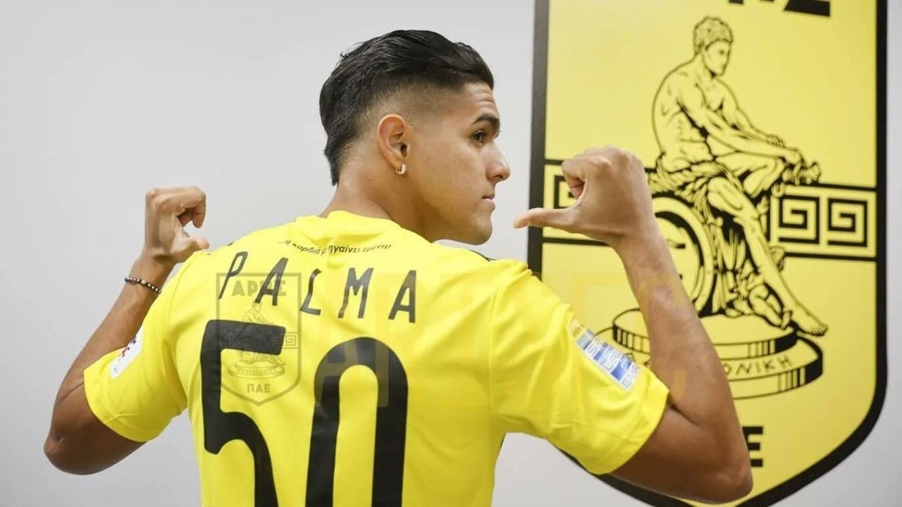 El enfado de Luis Palma al no poder debutar aún con el Aris FC de Grecia