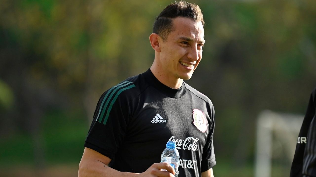México se concentra para duelos claves en la eliminatoria de Concacaf rumbo a Qatar