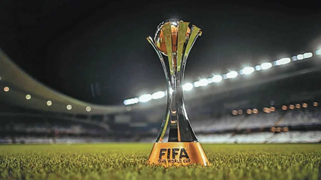 FIFA hará más pruebas con tecnología de fuera de juego en Mundial de Clubes