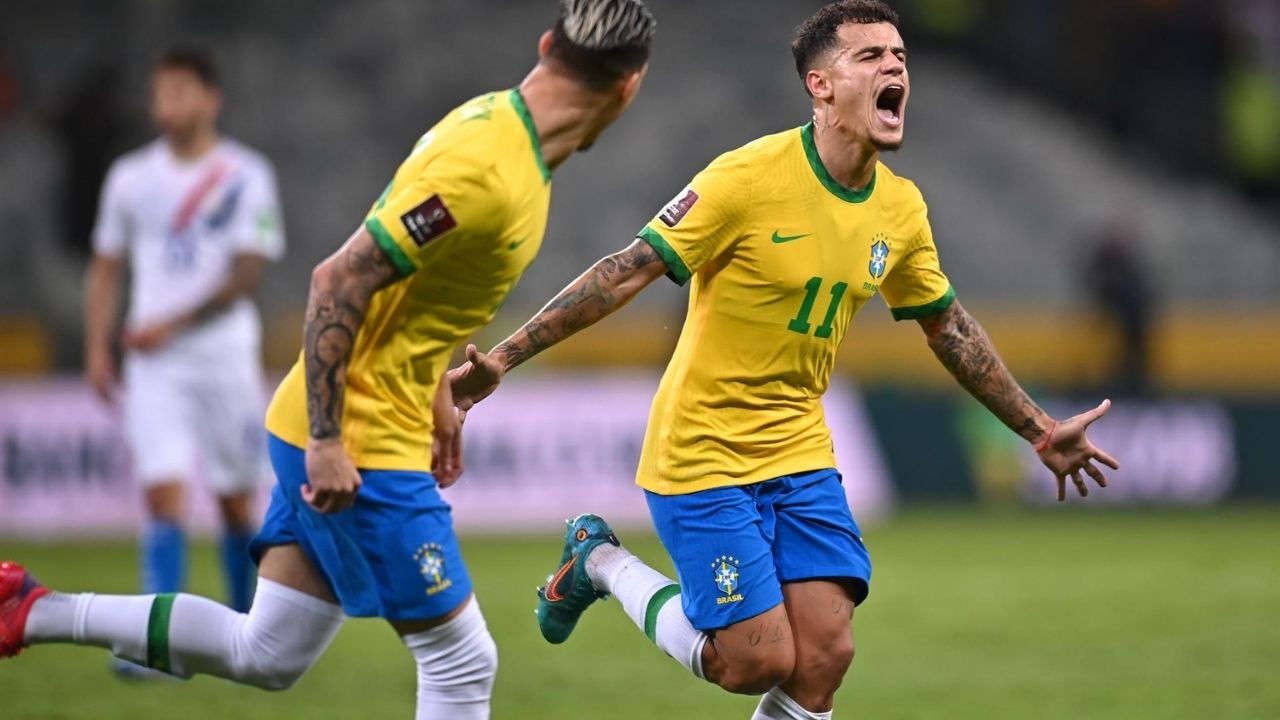 Coutinho festeja el fin de su largo ayuno de goles con Brasil