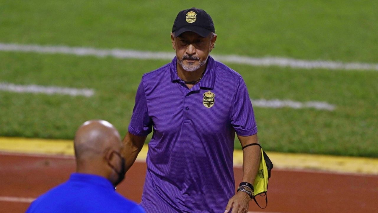 ¡Confirmado! Potro Gutiérrez despedido como técnico del Real España