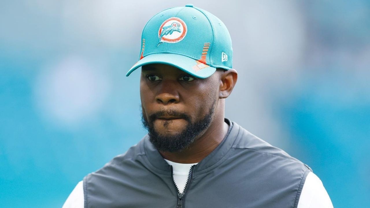 ¡Bombazo! Hondureño Brian Flores provoca escándalo con su demanda a la NFL y tres equipos