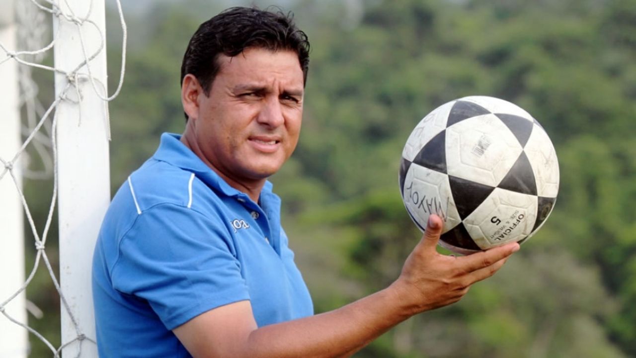 César Obando toma las riendas del Motagua tras la salida de Diego Vázquez