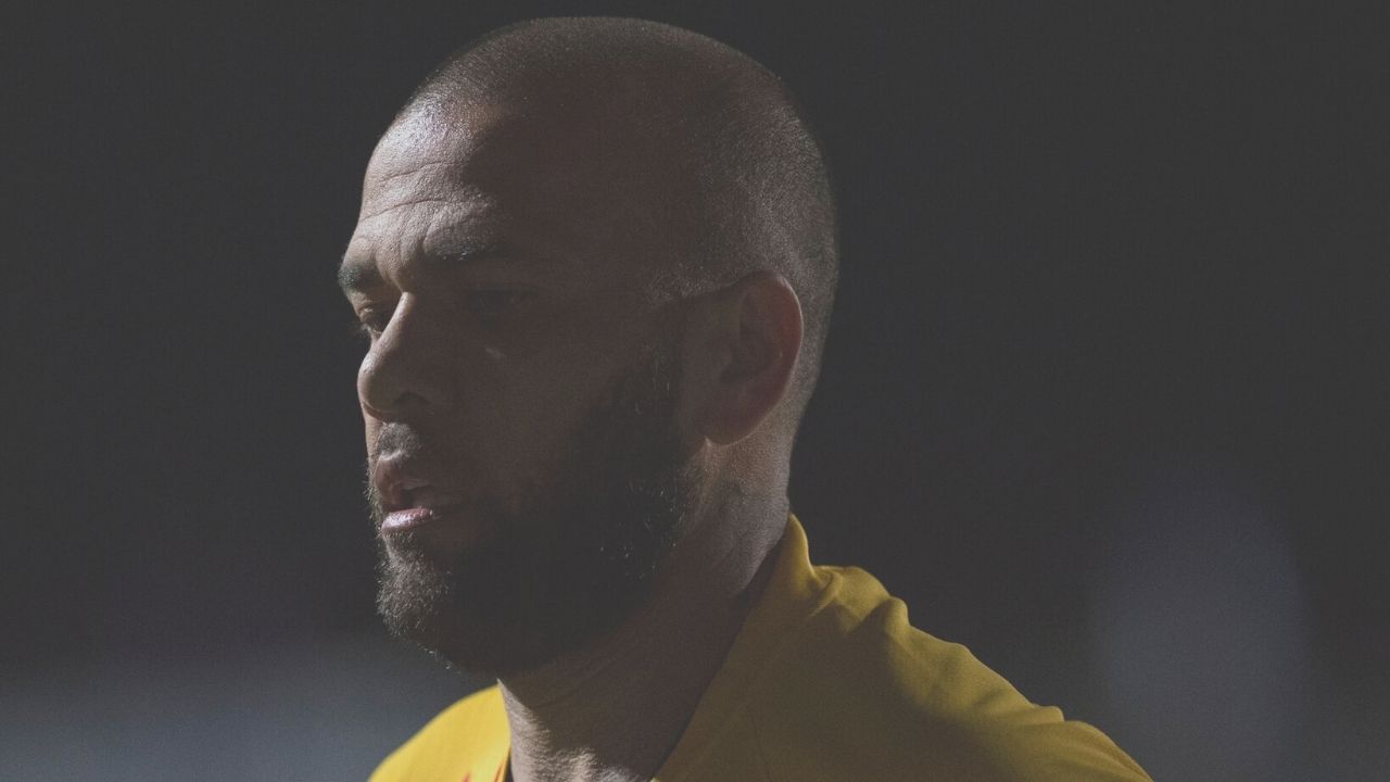 El Barcelona descarta a Dani Alves para la Europa League