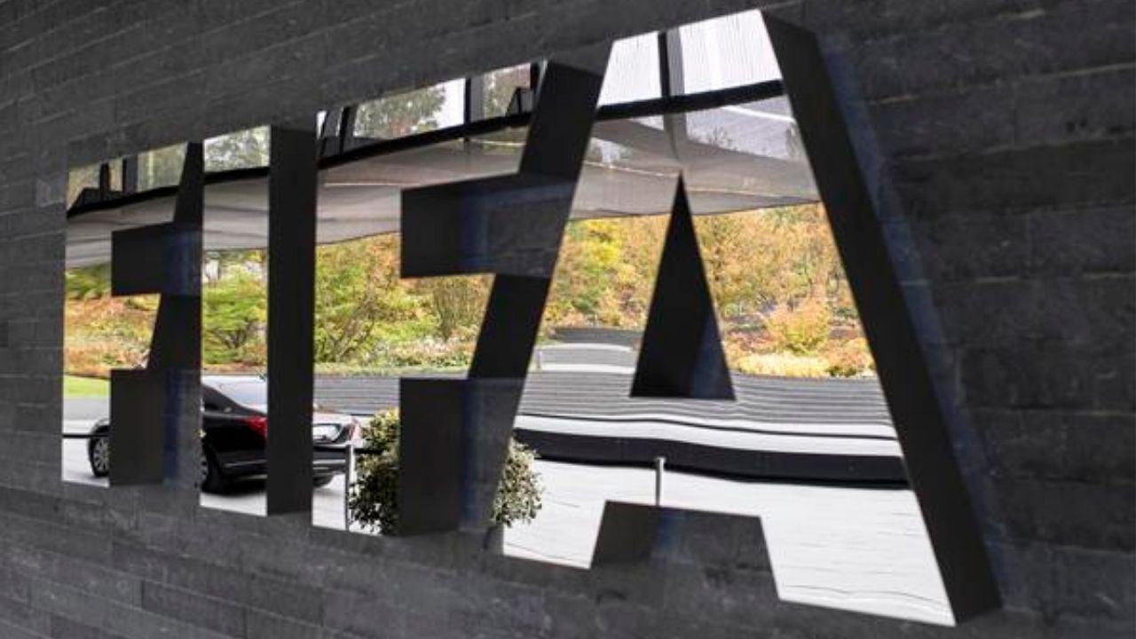 FIFA y UEFA suspenden a selecciones y clubes de Rusia