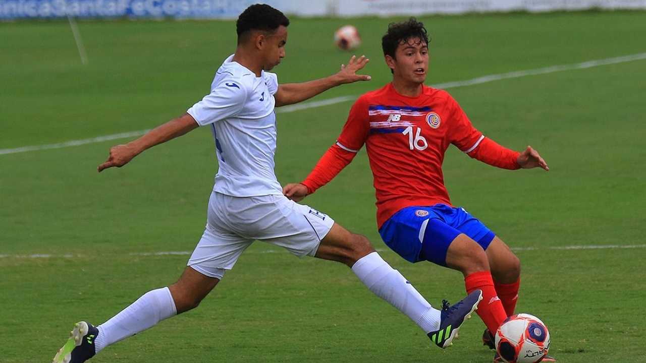 Selección de Honduras no la pasa bien en partido amistoso ante Costa Rica