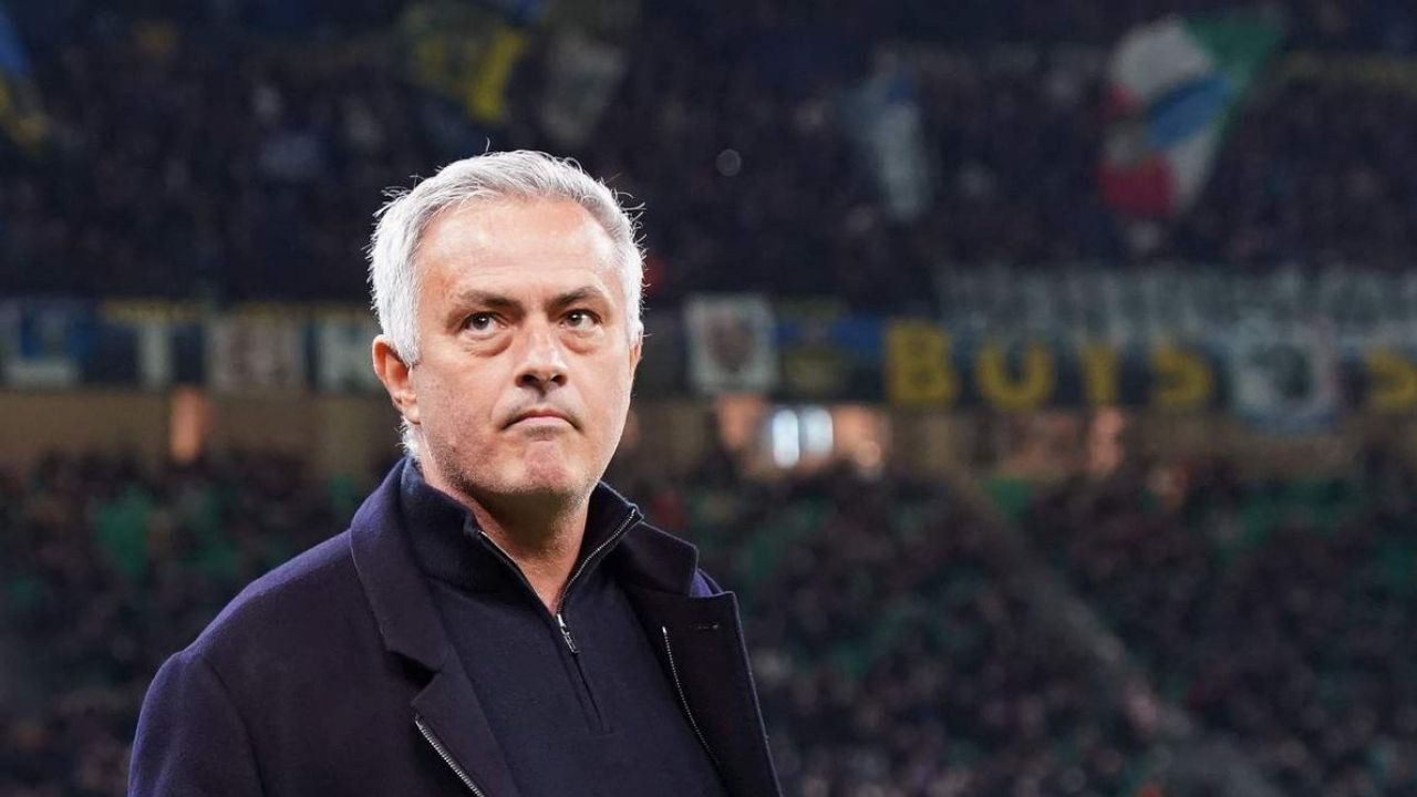 Medio italiano desvela la bronca de Mourinho a los jugadores de la Roma tras perder contra el Inter: 'Sois gente sin cojones'