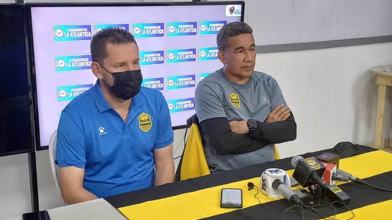 Real España presenta su nuevo entrenador