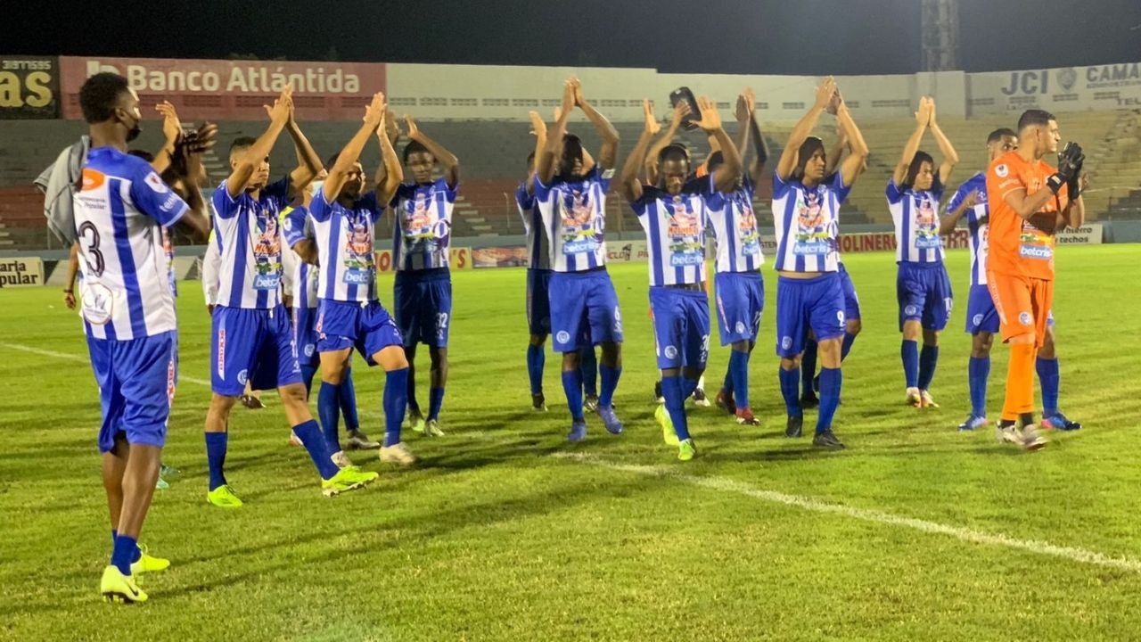 Comisión de Disciplina anuncia castigos y hace oficial el triunfo de Victoria ante Lobos de la UPN