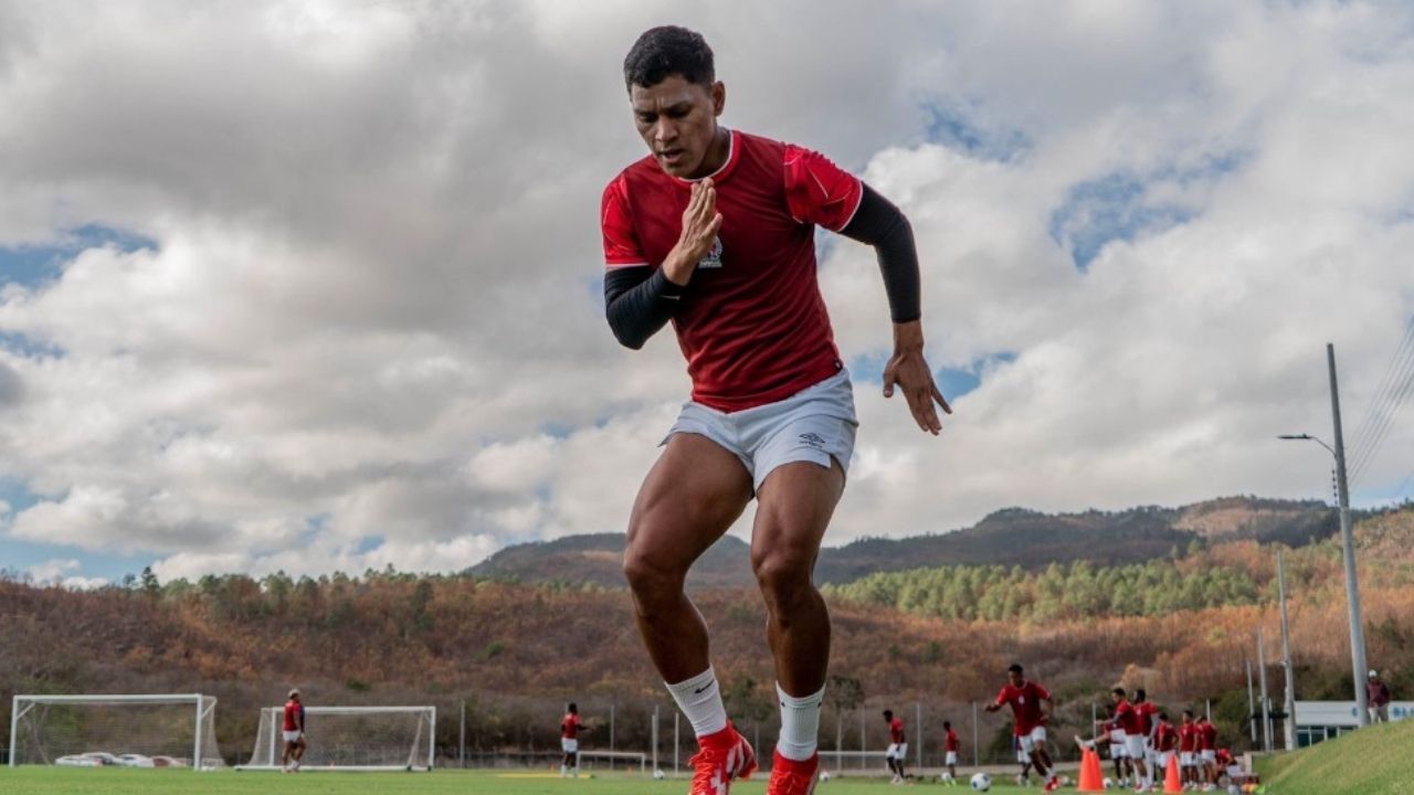 El mensaje de Brayan Moya que ilusiona al olimpismo tras su suspensión por la FIFA