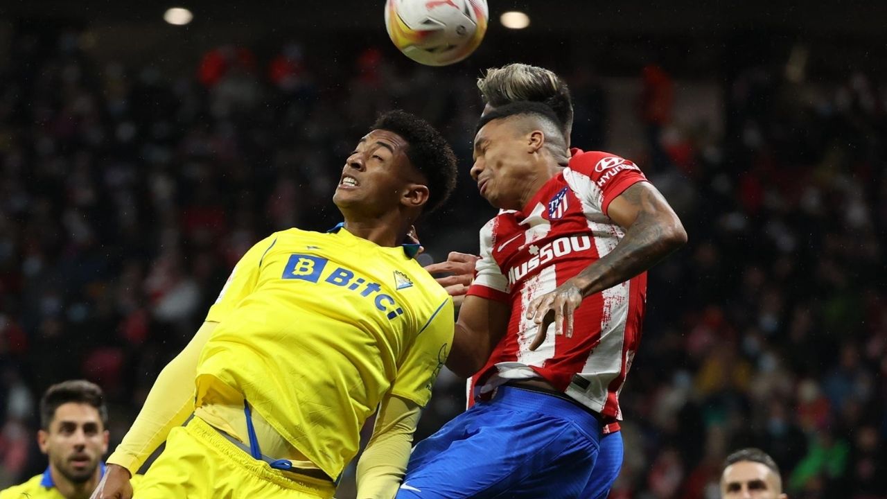 Atlético de Madrid sufrió para ganarle al Cádiz y deja al equipo del Choco Lozano en crisis