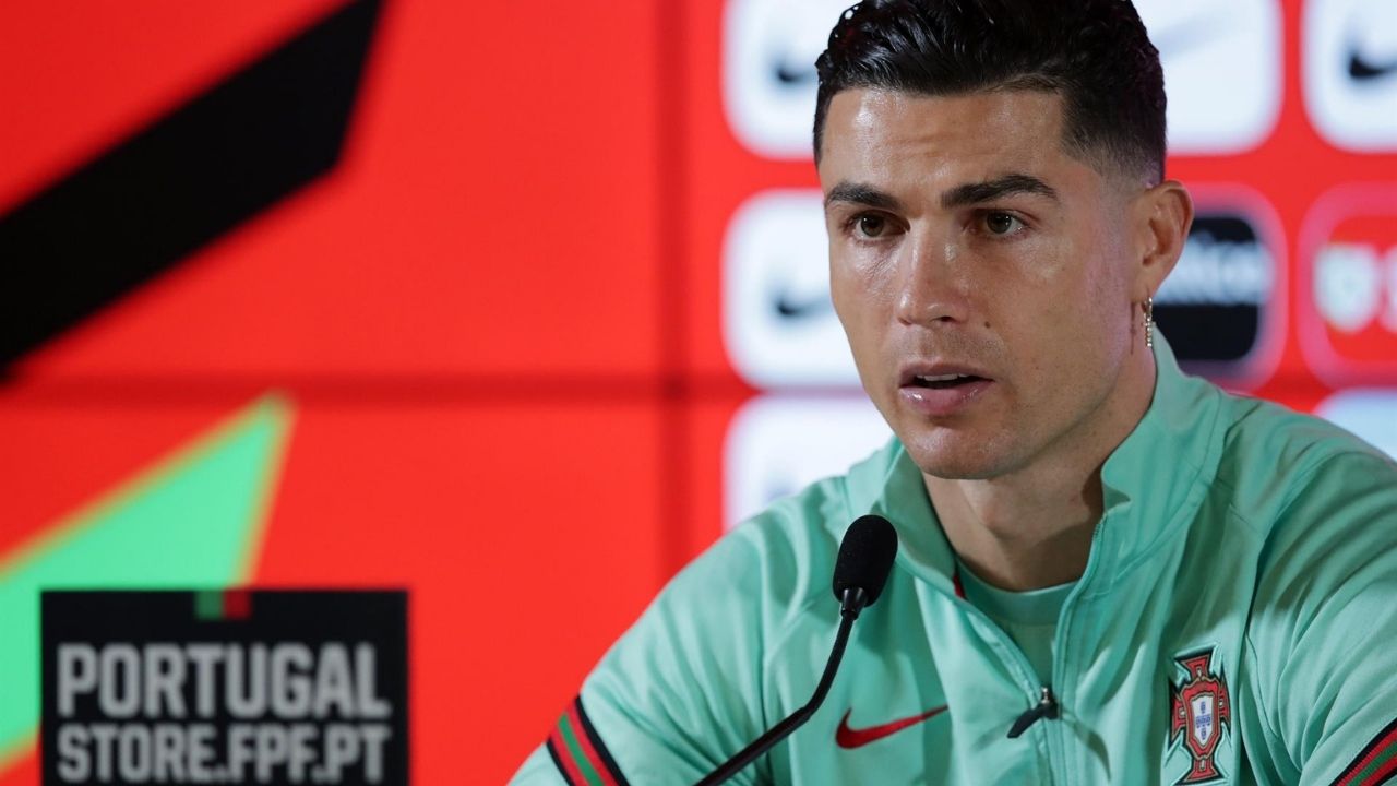 Cristiano Ronaldo se enojó en conferencia de prensa por incómoda pregunta sobre su retiro