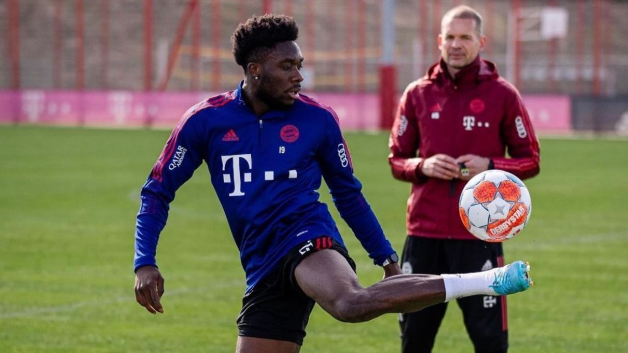 ¿Estará para el cierre de las eliminatorias? Alphonso Davies  vuelve a las canchas tras su miocarditis