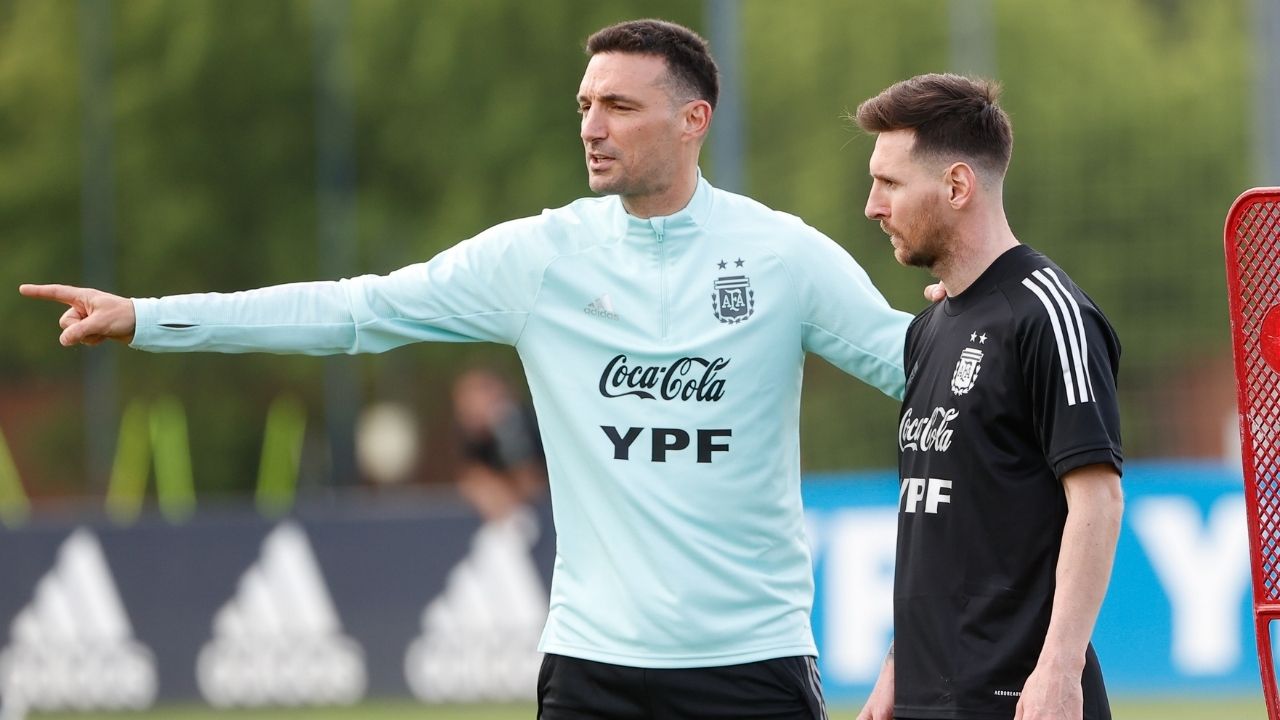 Scaloni confirma que Messi está 'disponible' para jugar ante Venezuela