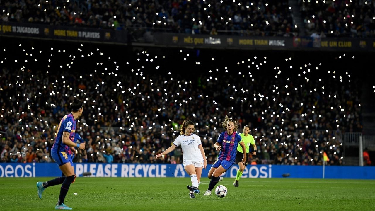 Récord, fiesta y a semis de Champions: la noche histórica del Barça femenino