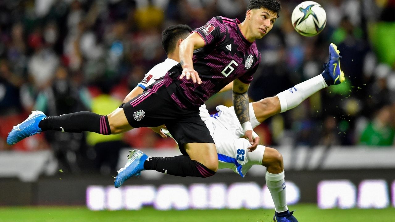 México gana a El Salvador y se queda con el segundo lugar del octogonal y con boleto a Qatar