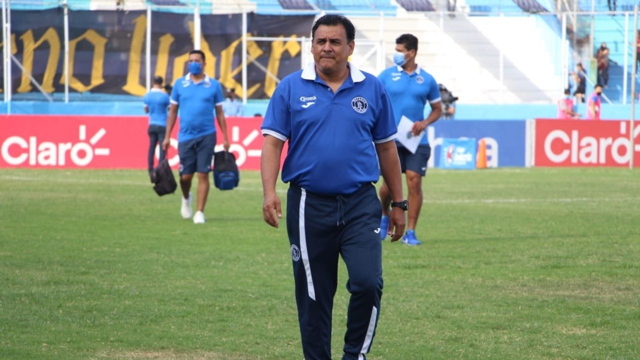 Tras el fichaje de Tota Medina, el  Nene Obando se despedirá hoy como técnico del Motagua