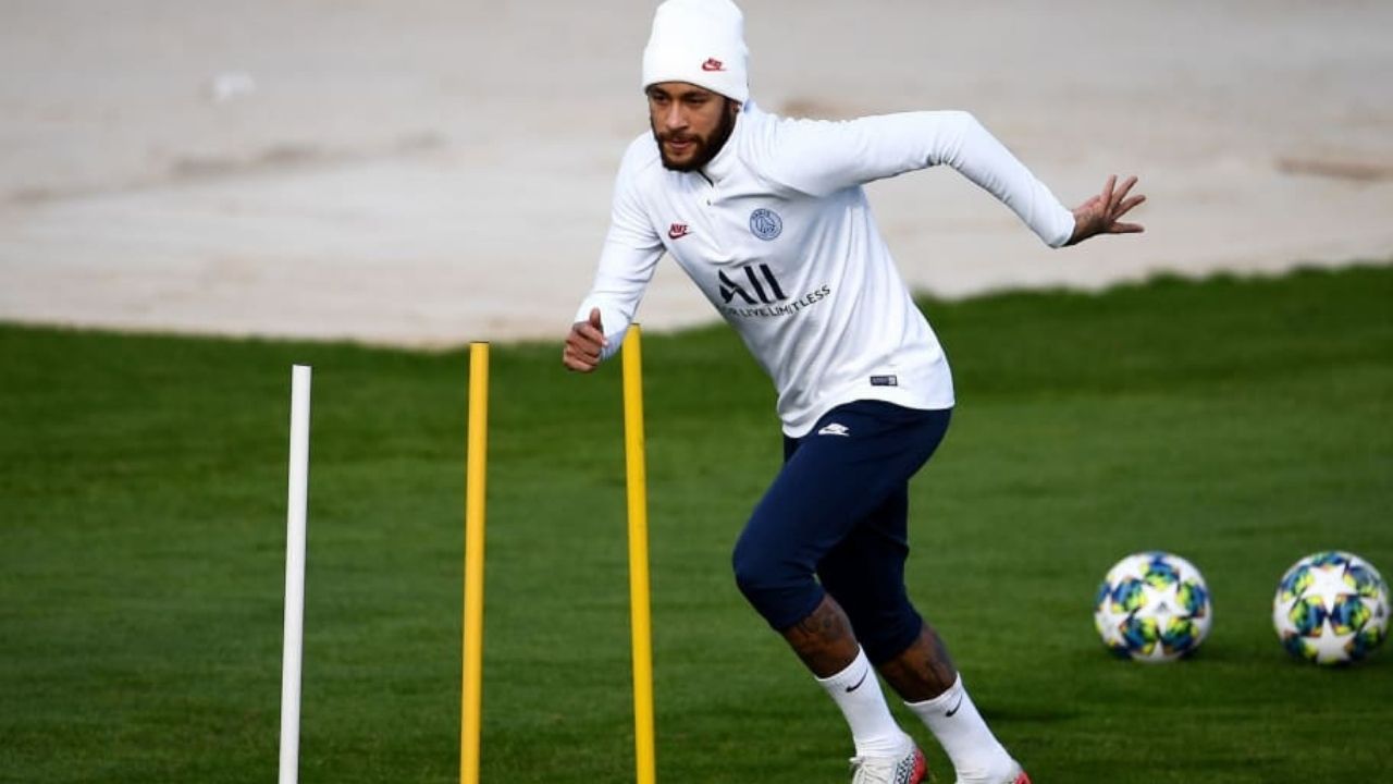 En Francia acusan a Neymar de llegar 'prácticamente borracho' a los entrenos del PSG