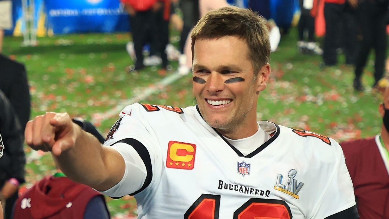 Tom Brady, con 44 años, da marcha atrás a su retiro