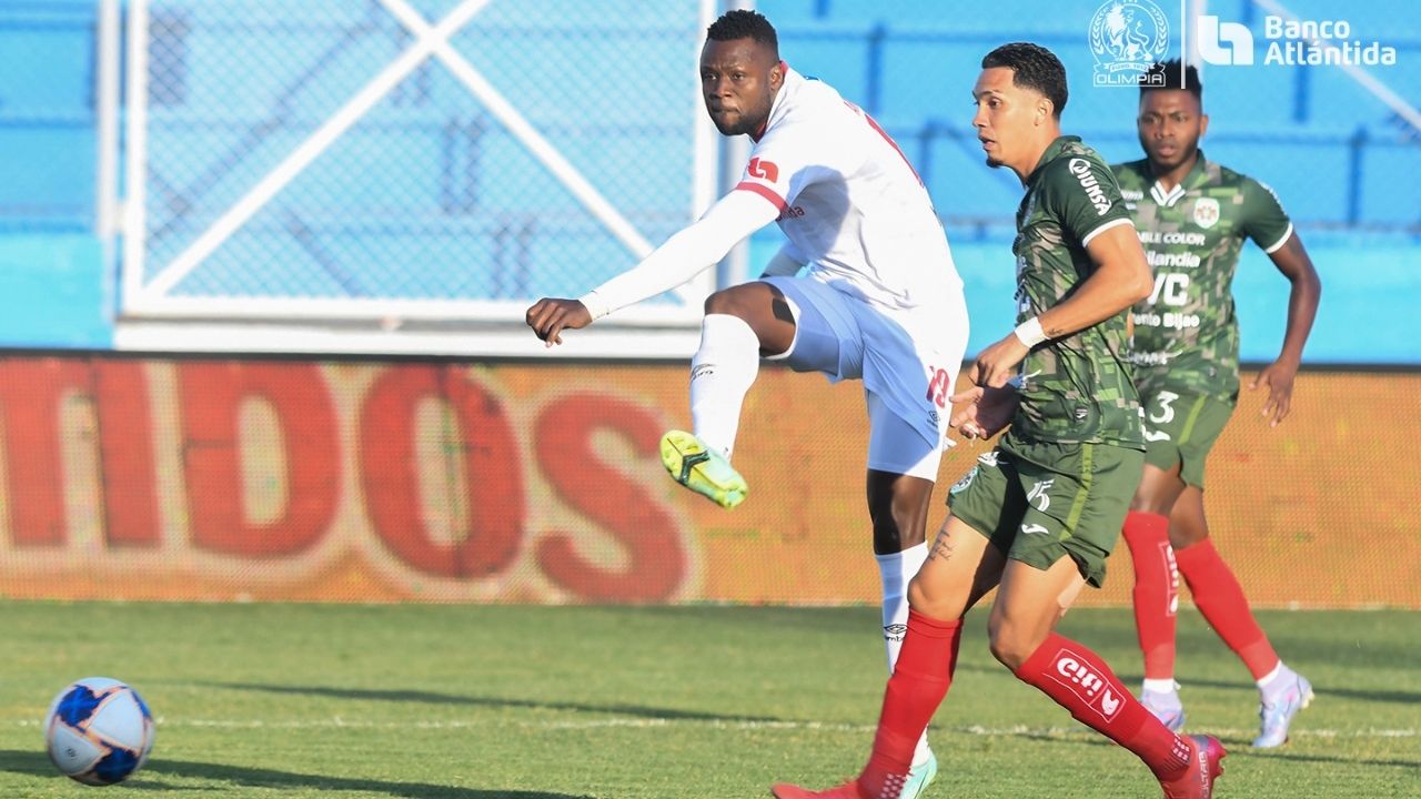 Yustin Arboleda anota el gol más rápido con el Olimpia en partido contra el Águila