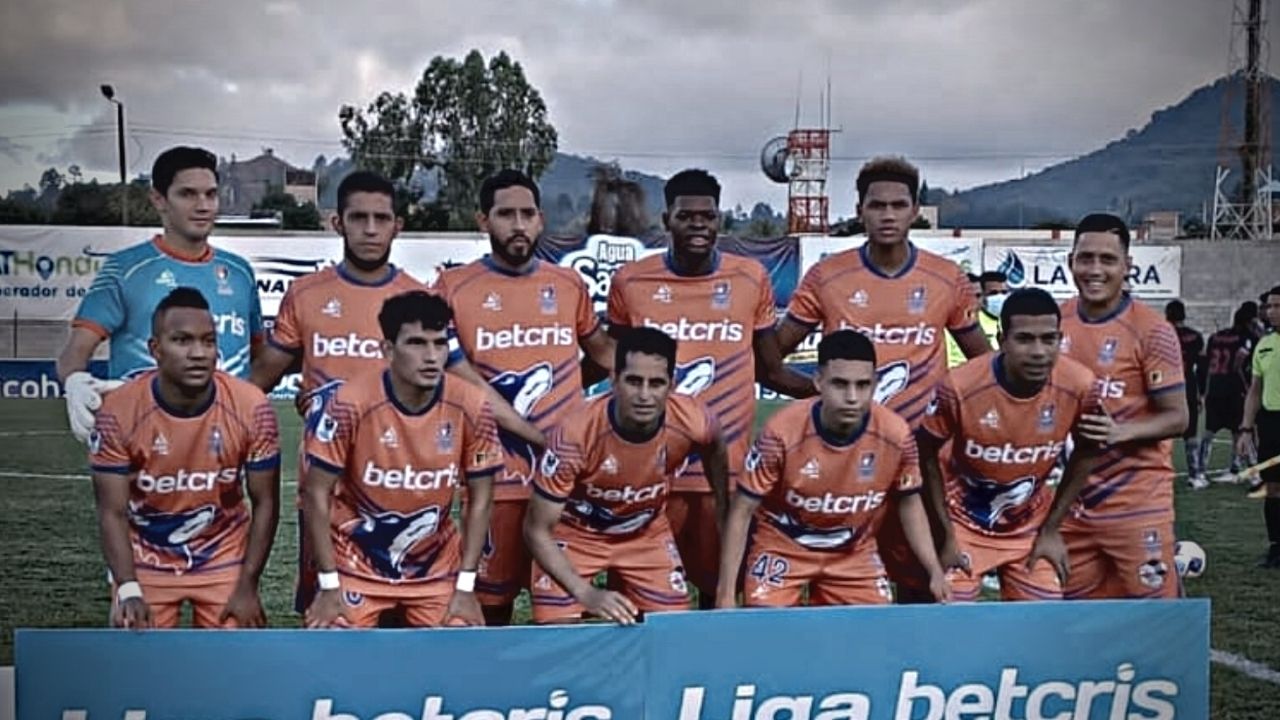 ¡Polémica! Lobos UPN separa a dos jugadores titulares por supuestos actos de indisciplina