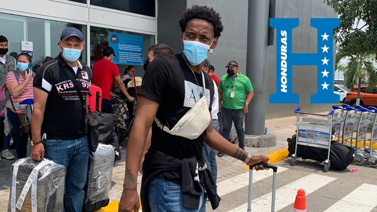 Bryan Róchez arribó a Honduras afirmando que vive un momento agridulce