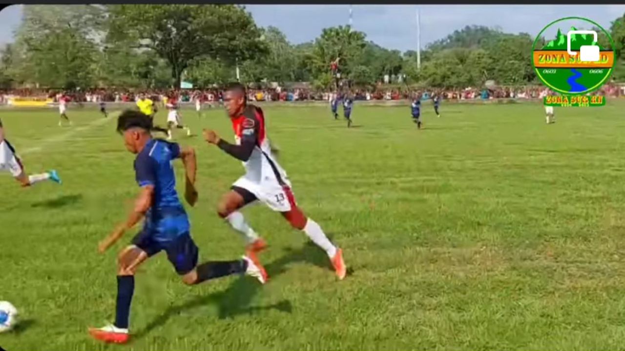 La increíble corrida de Carlo Costly para detener a un jugador del CD Inter