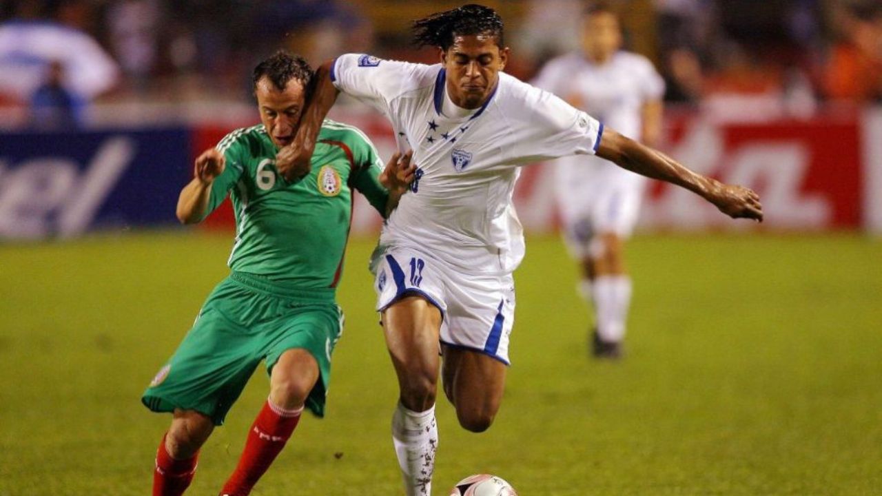 Carlo Costly se acuerda de los mexicanos con humillante jugada en San Pedro Sula