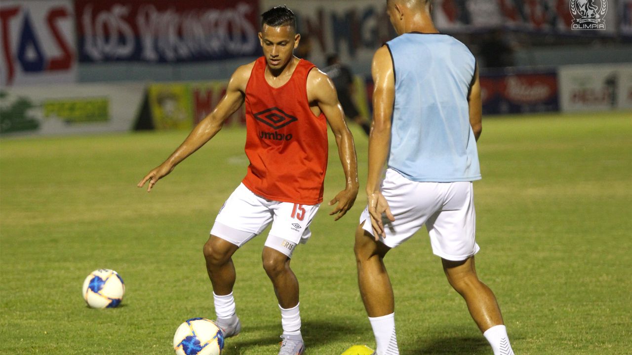 El récord de Edwin Rodríguez que asusta al futuro rival del Olimpia en semifinales