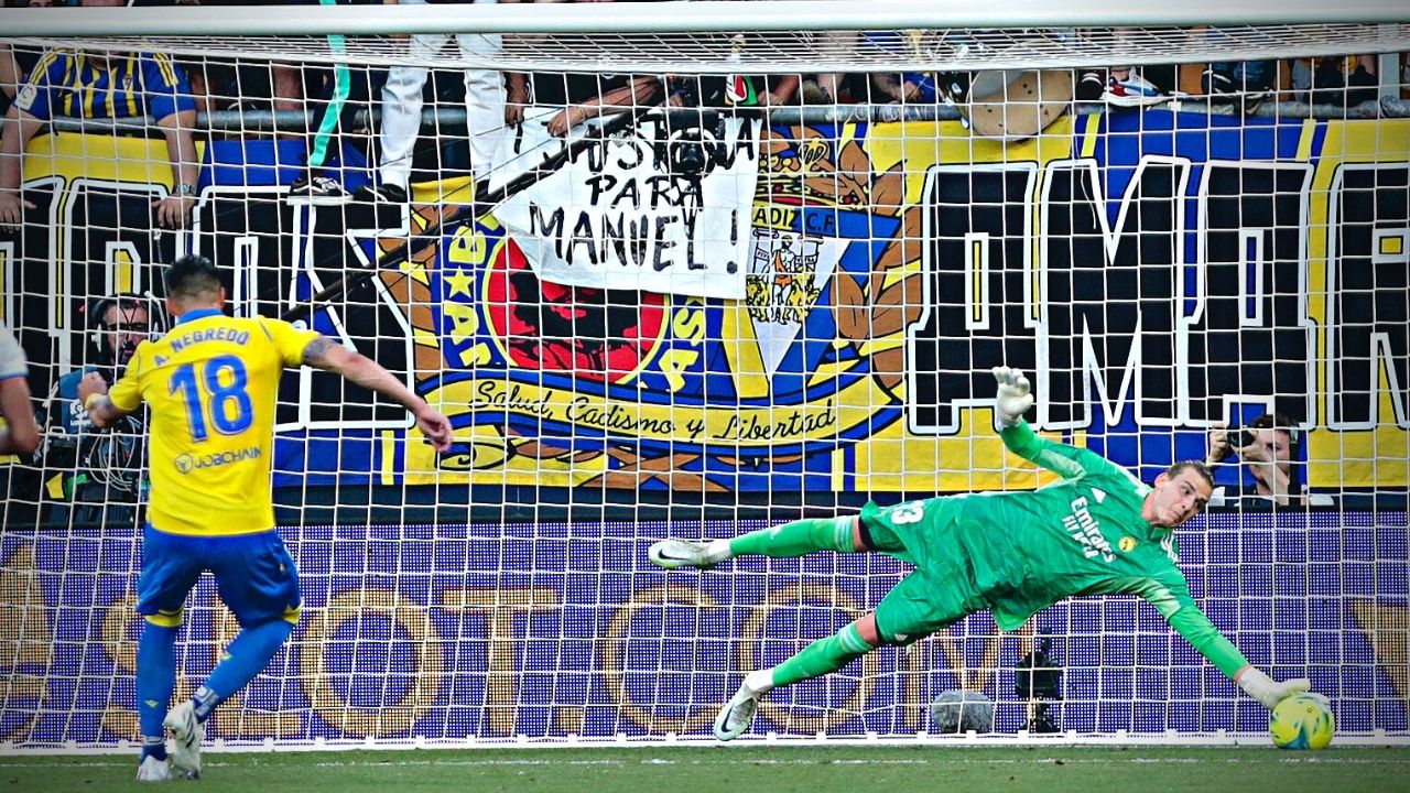 Cádiz del Choco Lozano perdona al Real Madrid y se jugará la categoría en una 'final' en España