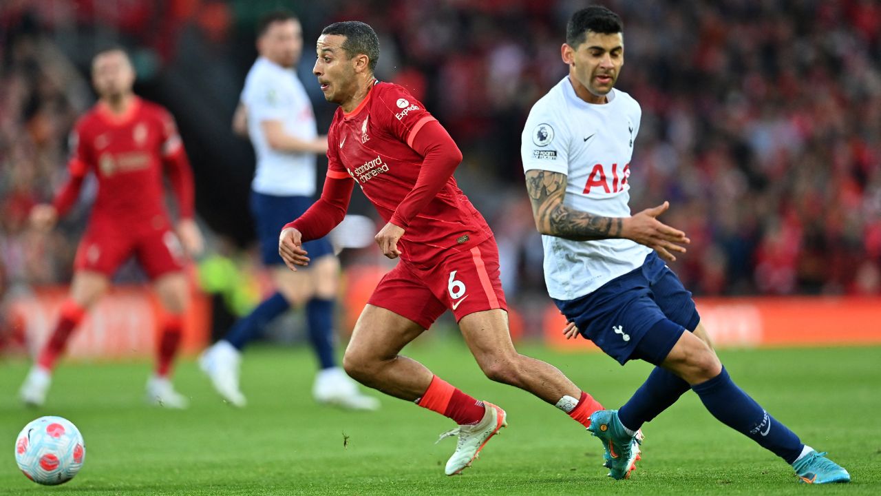 Liverpool se pone líder provisional pero su resultado no es favorable en la lucha por la Premier