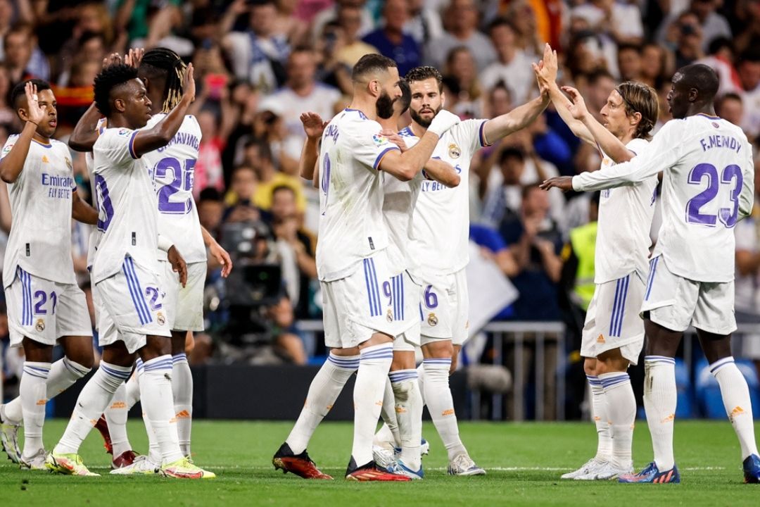 Real Madrid protagonizó un recital de campeón y sentenció al Levante