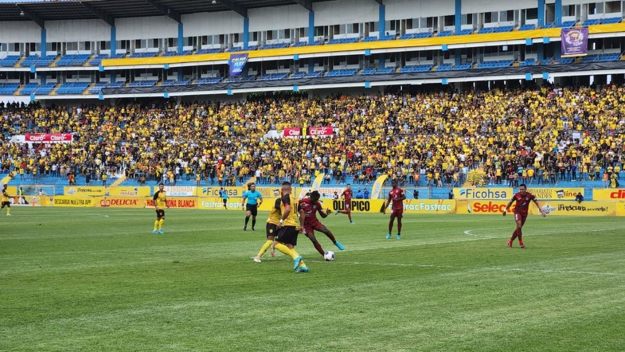 Motagua pierde ante el Real España pero consigue su copa 18 en Liga Nacional