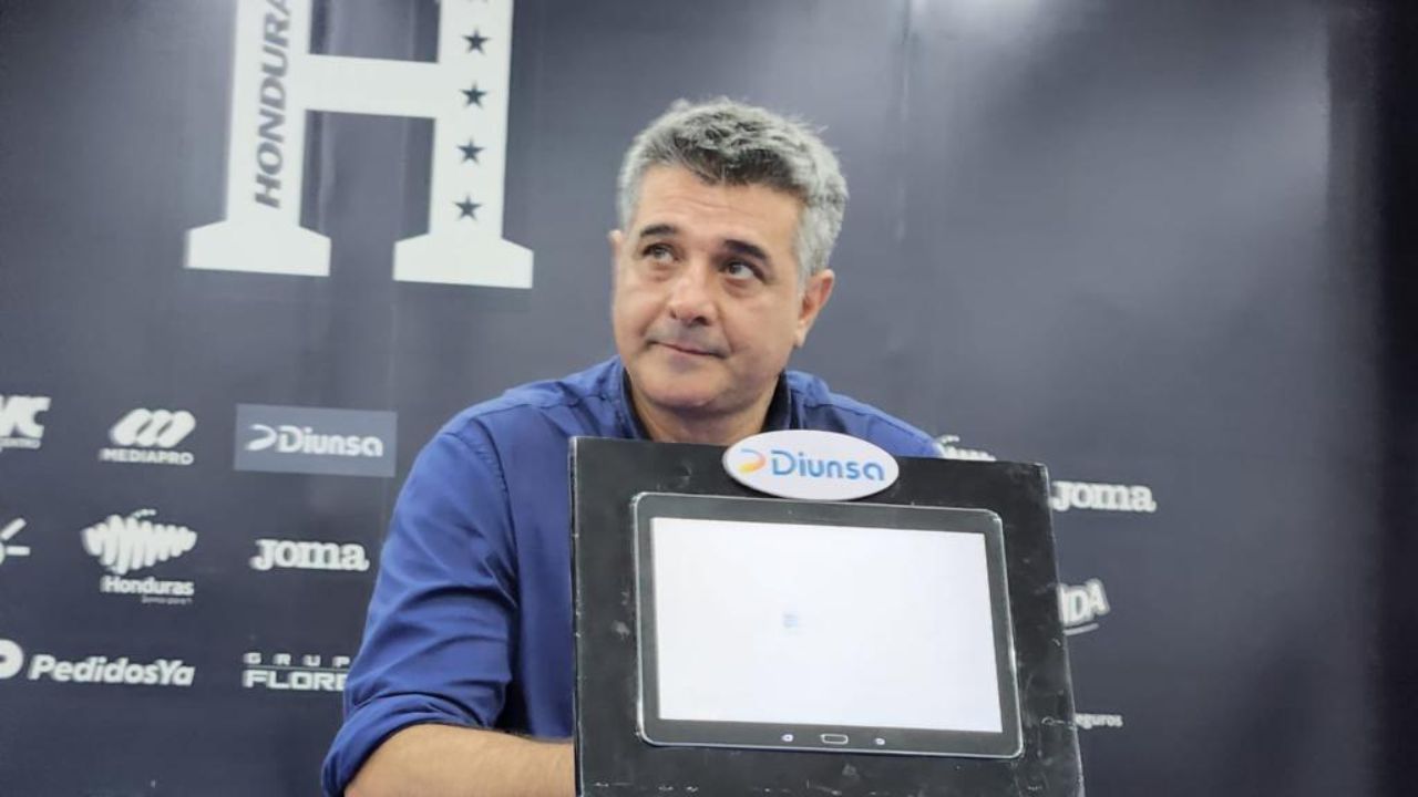 Esta sería la oferta a Diego Vazquez para que continúe al mando de la selección de Honduras