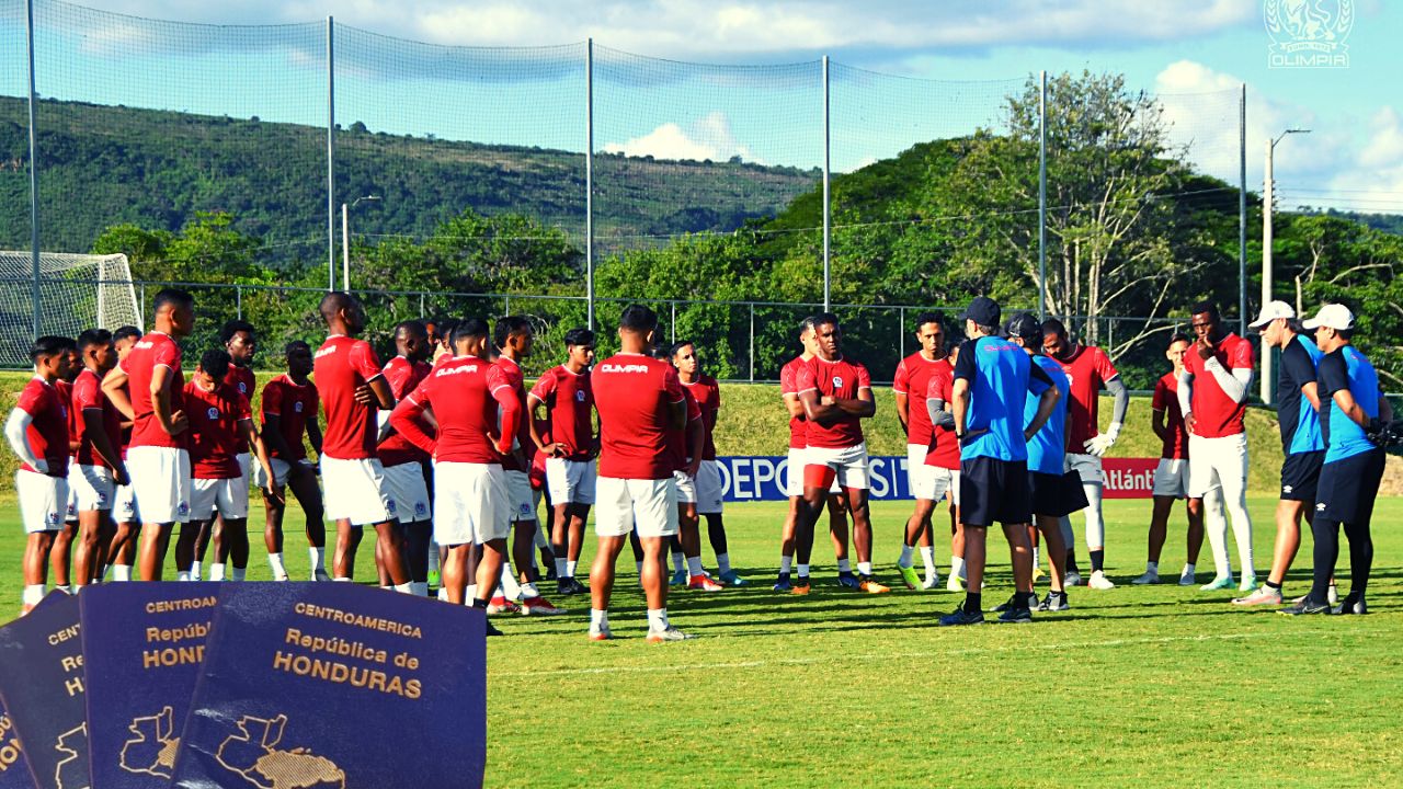 Estos son los jugadores del Olimpia que no viajaron a Estados Unidos por problemas de Visa