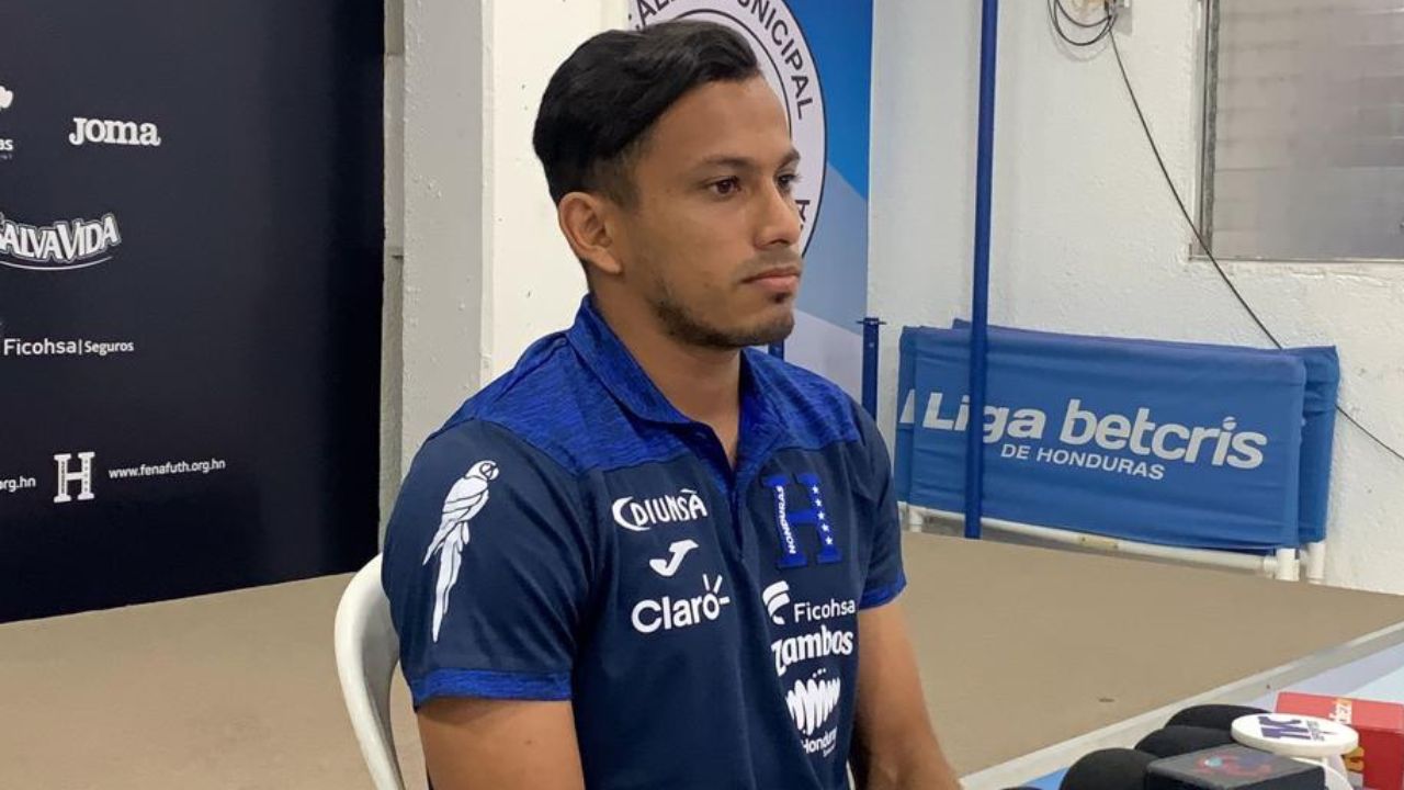 Edwin Rodríguez revela si los dirigentes hablaron con los jugadores y deja mensaje previo a Canadá