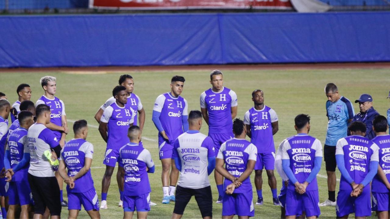 Honduras pierde a un titular indiscutible para enfrentar a Canadá