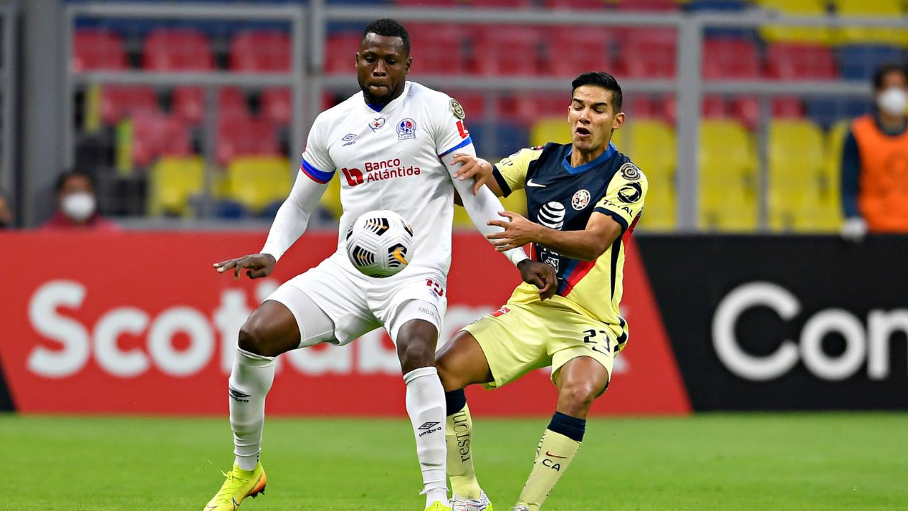 Yustin Arboleda podría reencontrarse con jugador del América que lesionó en el Azteca