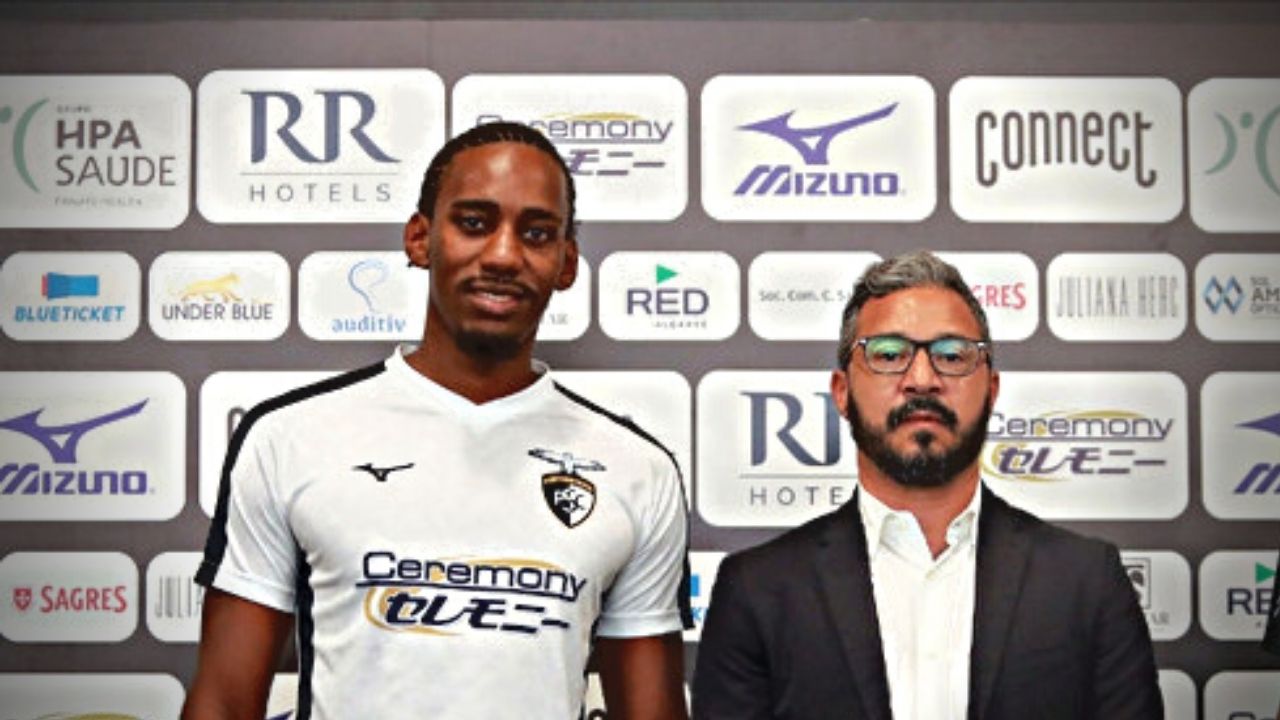 ¡Oficial! Bryan Róchez es presentado por su nuevo equipo en Europa
