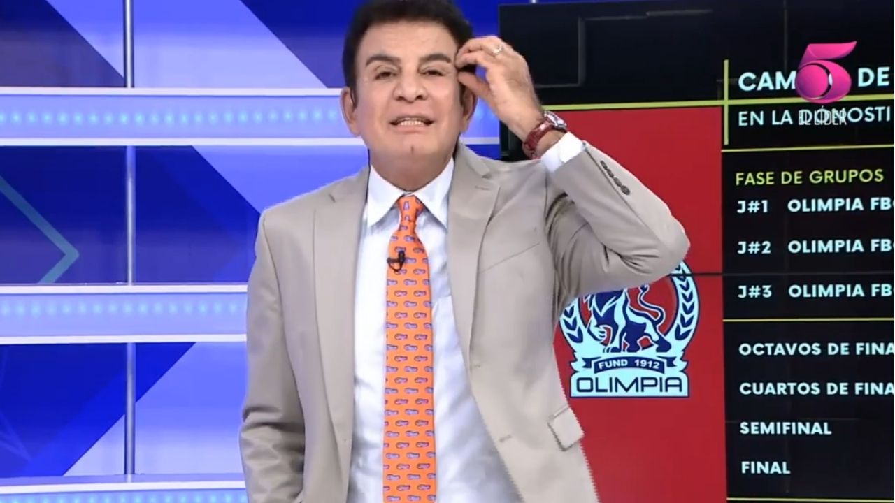 Salvador Nasralla muestra su frustración ante el desinterés en el fútbol de ligas menores
