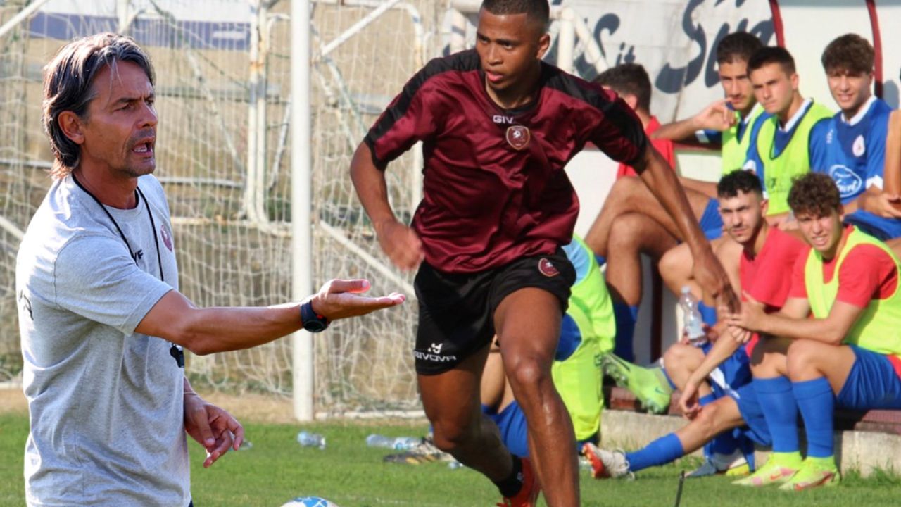 Rigo Rivas fascina a Pippo Inzaghi marcando doblete en partido de pretemporada